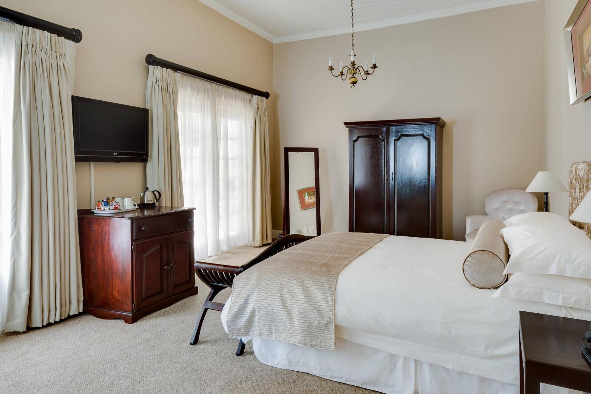 Protea Hotel by Marriott Dorpshuis & Spa Stellenbosch Buitenkant foto