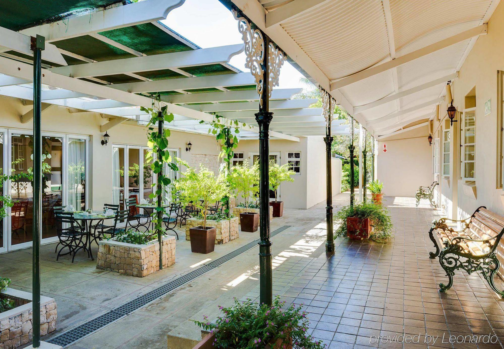 Protea Hotel by Marriott Dorpshuis & Spa Stellenbosch Buitenkant foto
